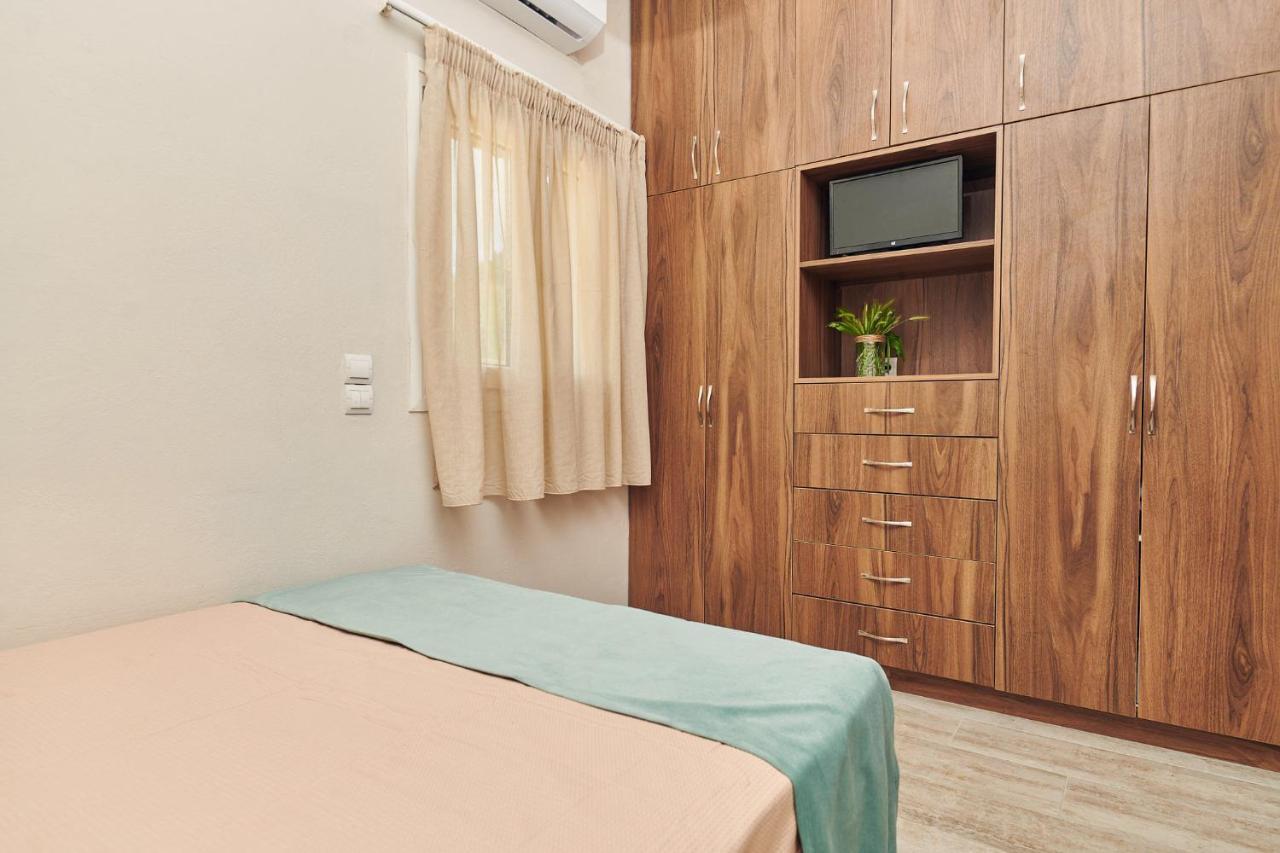 Pelagaki Sunrise Apartments Orthoniai Екстер'єр фото