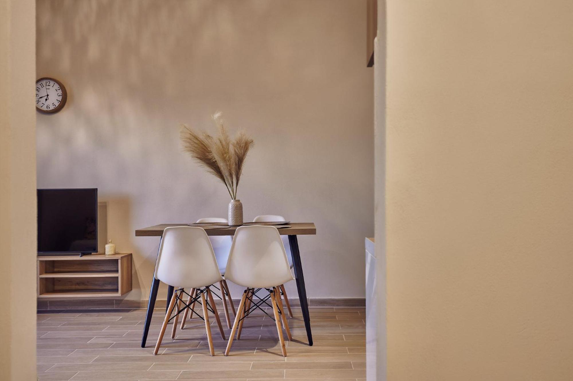 Pelagaki Sunrise Apartments Orthoniai Екстер'єр фото